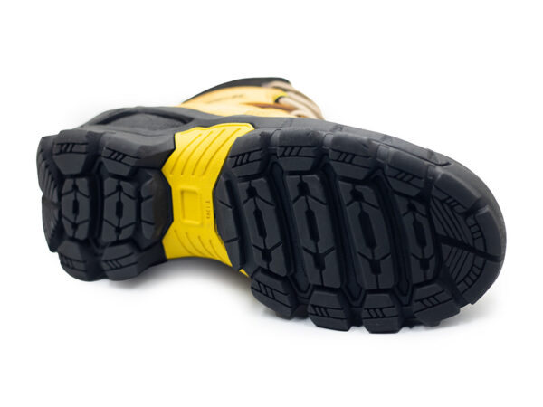 17023037201702303720IMG_7054.jpgeditada.jpg Botas Cat 021 Oro