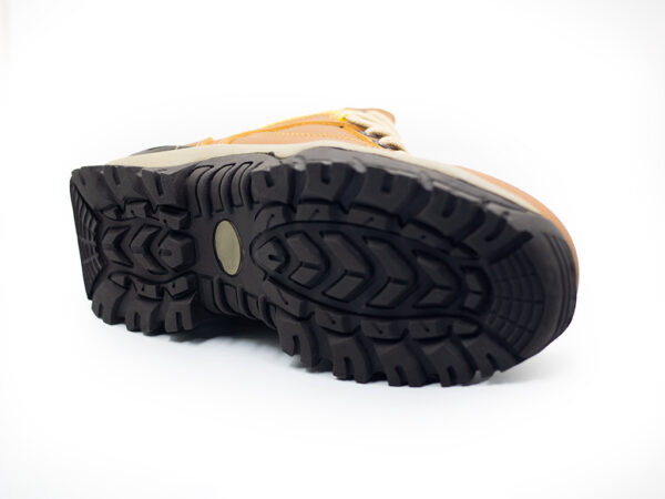 17030808201703080820IMG_6081.jpgeditada.jpg Bota Cat 08 Puntera