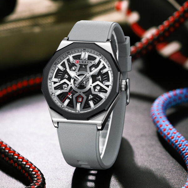 Reloj Curren 8437 En Silicona Deportivo